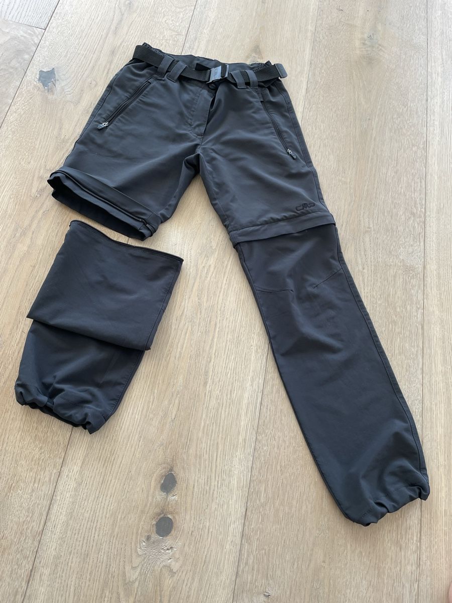 CMP Pantalons: KinderWanderhose Zip-Off CMP Schwarz Grösse 140 – D'occasion à Hohenrain par Oters 2
