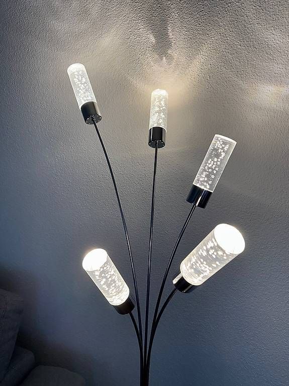 Lampade: Stehlampe LED – Usato da Wädenswil venduto da Dada93 2