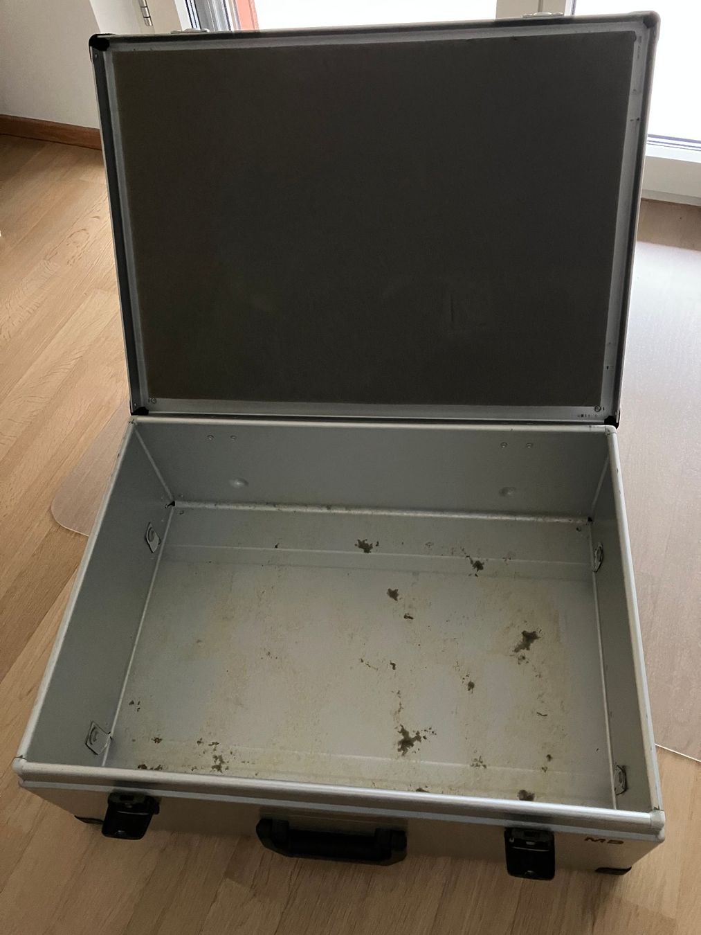 Valigie: Alu Koffer – Usato da Binningen venduto da Domali 2