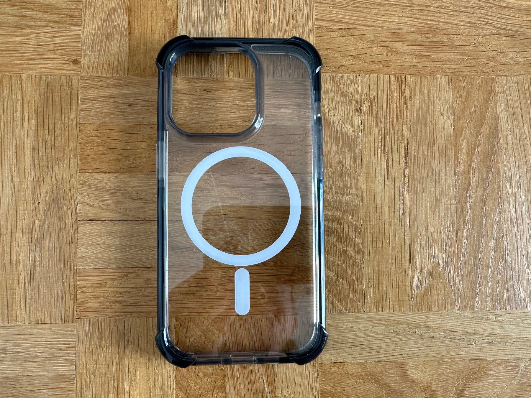 Apple Cover & Protezioni schermo: Schutzhülle transparent schwarz iPhone 14 Pro – Nuovo (secondo la descrizione) da Winterthur venduto da nelead