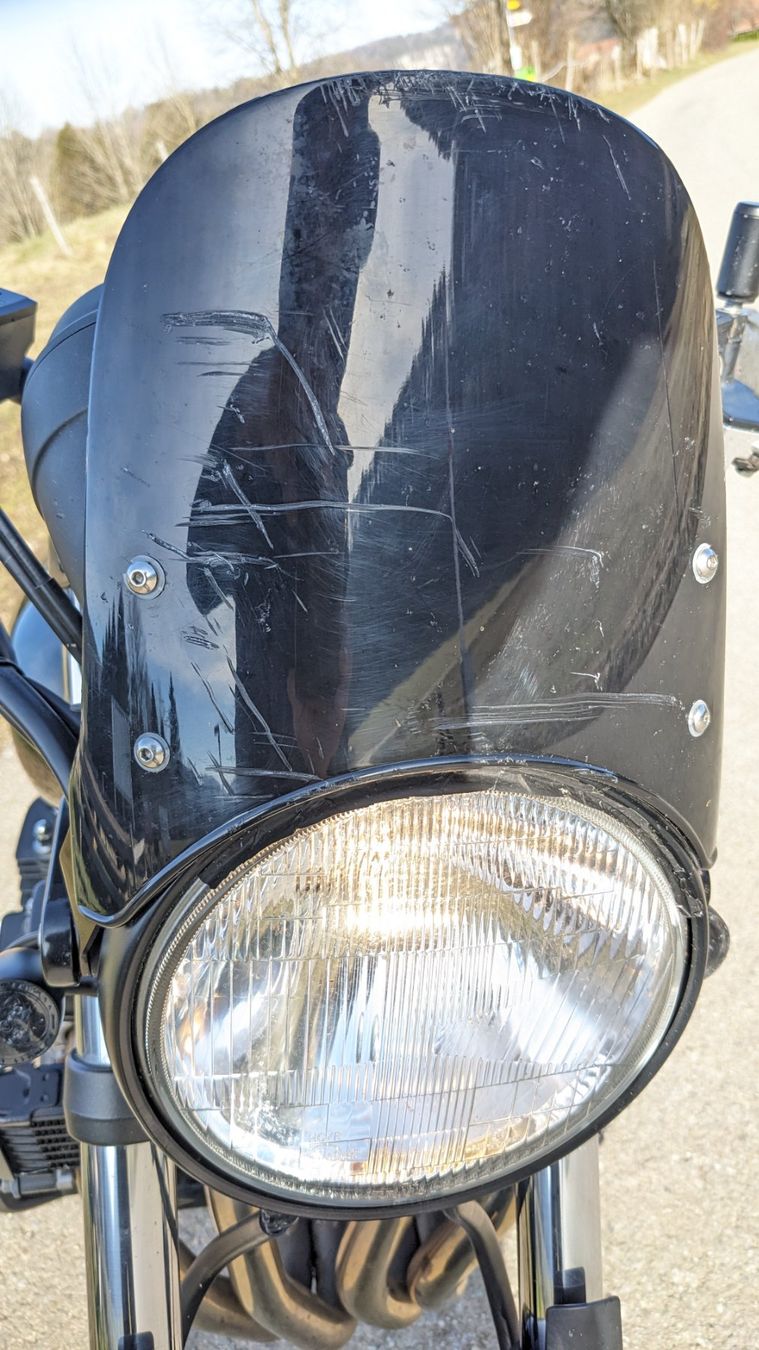 Yamaha Strada: Yamaha XJR 1300 – Usato da Sornetan venduto da Karibou2 6