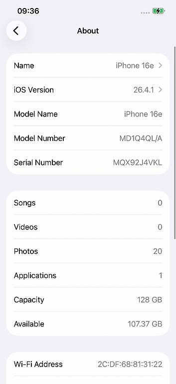 Telefoni cellulari / Smartphones: iPhone 16e - 128 GB - Black – Usato da Zug venduto da tho_b78v 3