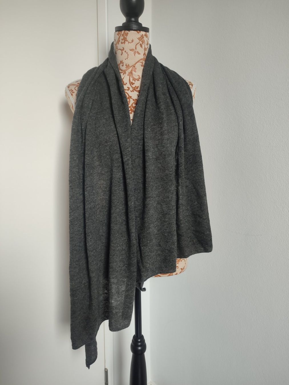 Foulards & écharpes: Sciarpa 100% CACHEMIRE – Neuf (Voir description) à Arzo par Mima70