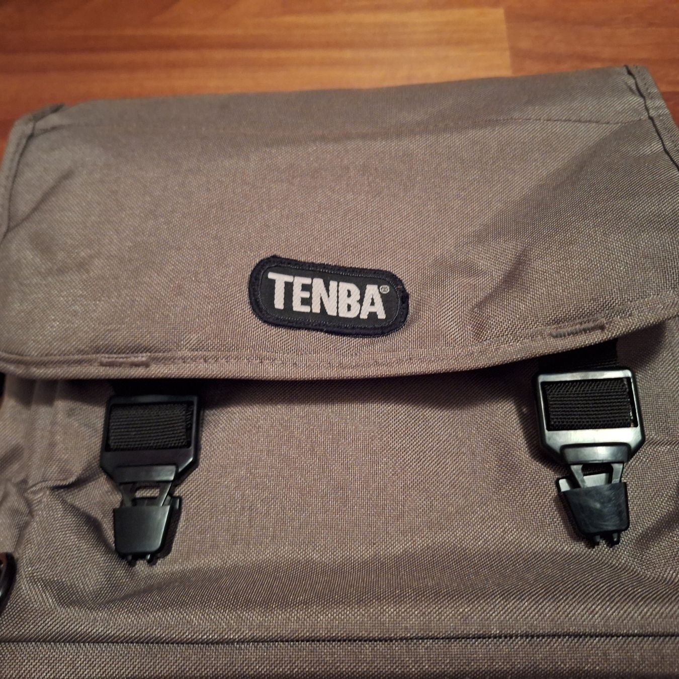 Taschen: Tempa Tasche gepolstert – Gebraucht aus Stäfa von meridianum 5