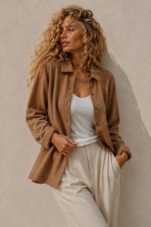 Neue hübsche Strickjacke aus 100% Wolle eher Gr.M