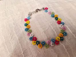 Hangemachte armkette aus rocailles perlen