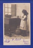 ENFANT - Jeune fille avec son chat