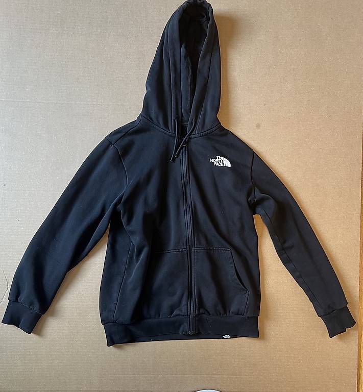 Pullover & Sweatshirts: North Face Pulli schwarz  – Gebraucht aus Zürich von zevius 1