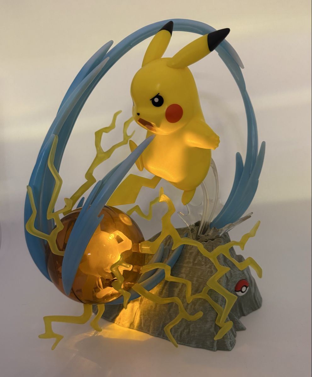 Pokémon Figuren: Pokemon Pikachu Statue von Jazwares – Gebraucht aus Herisau von Seyashop1 1