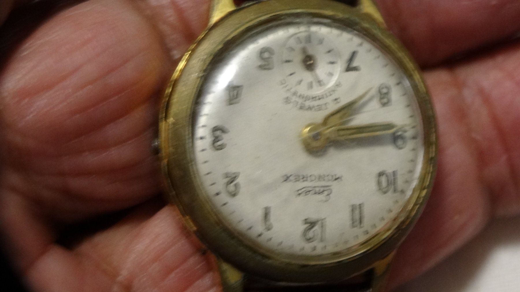 Orologi: EMES DAMEN SECONDEN CHRONO UHR.HANDAUFZEUG.4J.PROBLEM-LÄÜFT. – Usato da zürich venduto da ahmad01 9