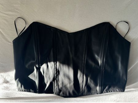 Schwarzes Leder-Corset