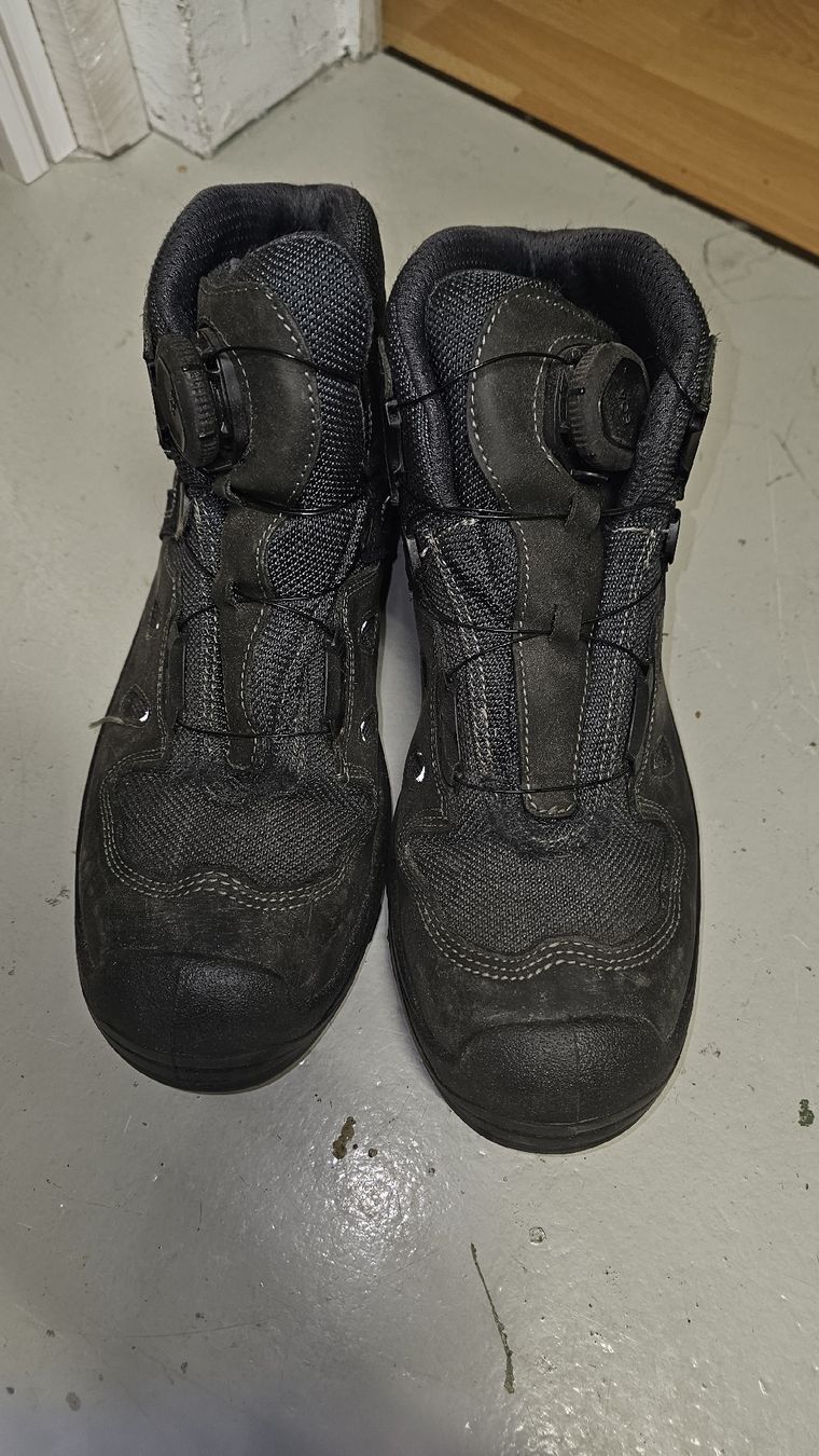 Chaussures hommes: Arbeitschuhe  – D'occasion à Eglisau par ruscyo12