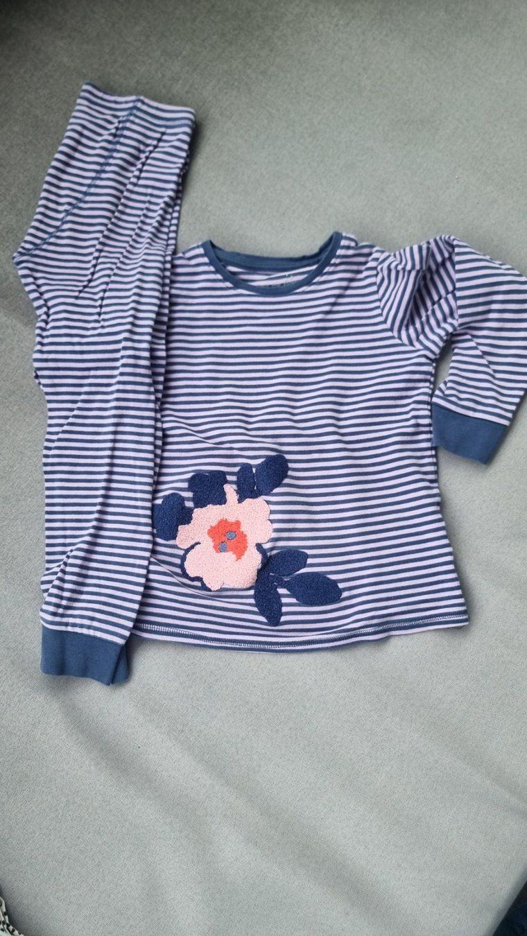 Next Pyjamas & Ähnliches: Next Pyjama, 122 – Gebraucht aus Buttikon SZ von Limo180