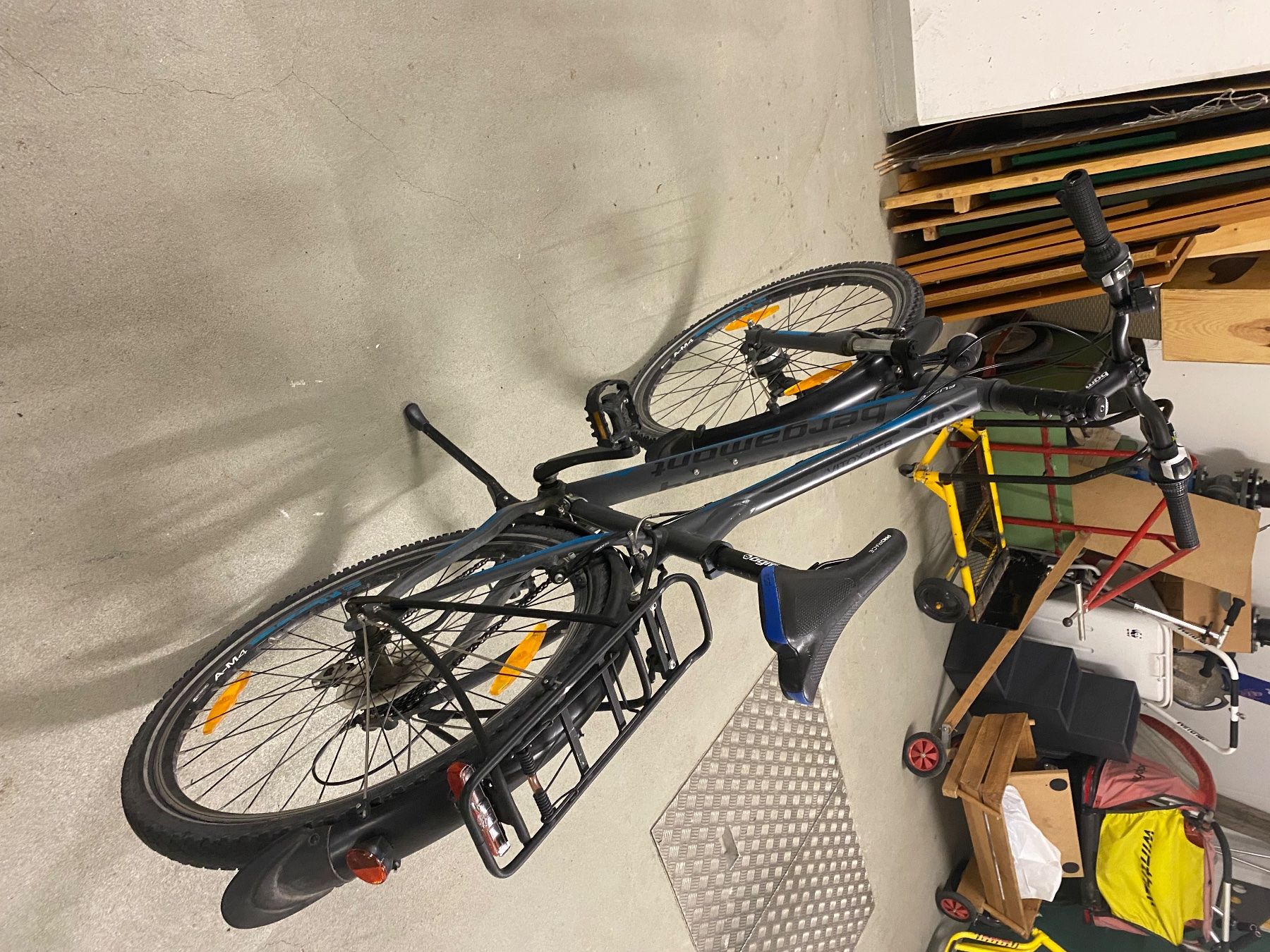 Bergamont Biciclette: Kinder-/Jugendfahrrad schwarz/blau – Usato da Cham venduto da eva.violaa 2