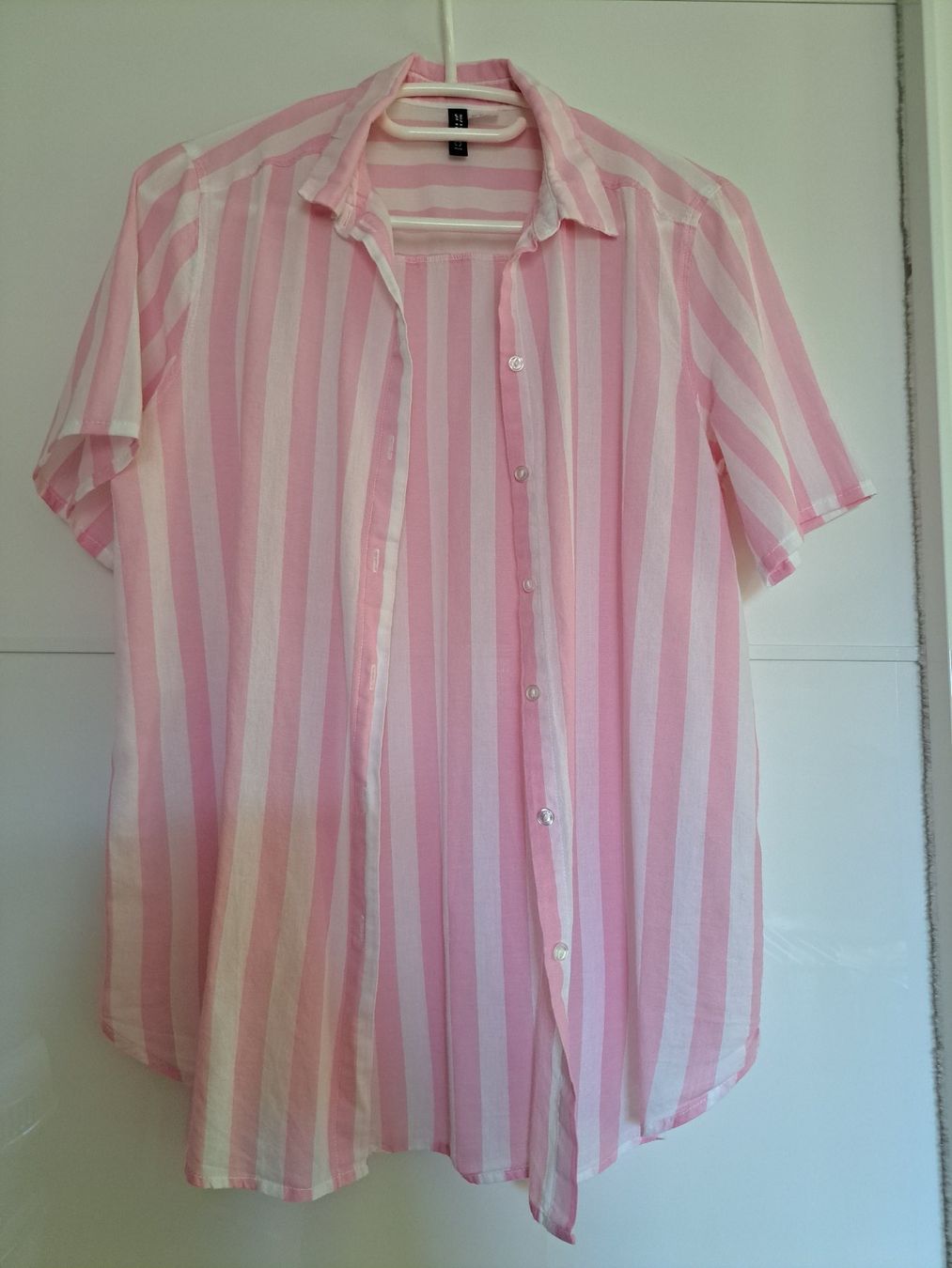 H&M Chemisiers: Gestreifte Kurzarmbluse Gr. 36 – D'occasion à Oetwil am See par Kuechenzeit
