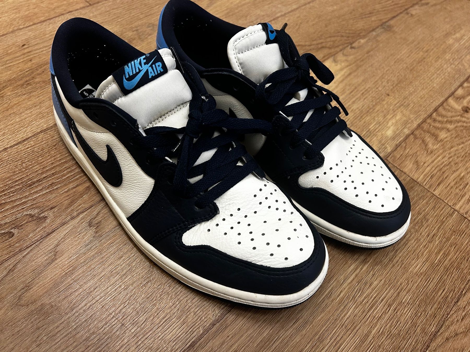 Jordan Scarpe da uomo: Jordan 1 - 1 Low OG Obsidian UNC Gr. 42,5 – Usato da Oberwil-Lieli venduto da Mhd