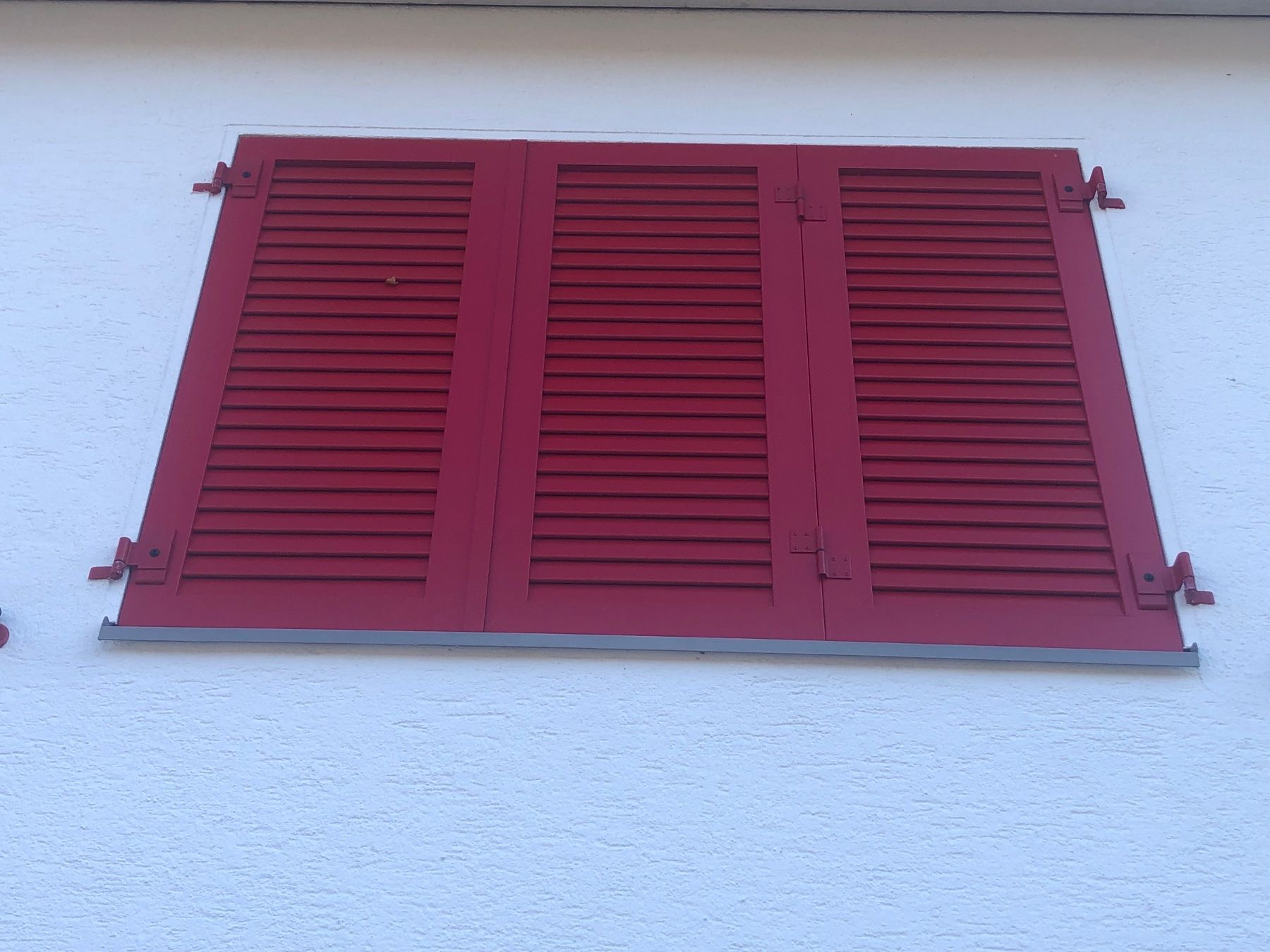 Fensterläden: Fensterladen 3-teilig mit Lamellen – Gebraucht aus Ebikon von Maximal11 2