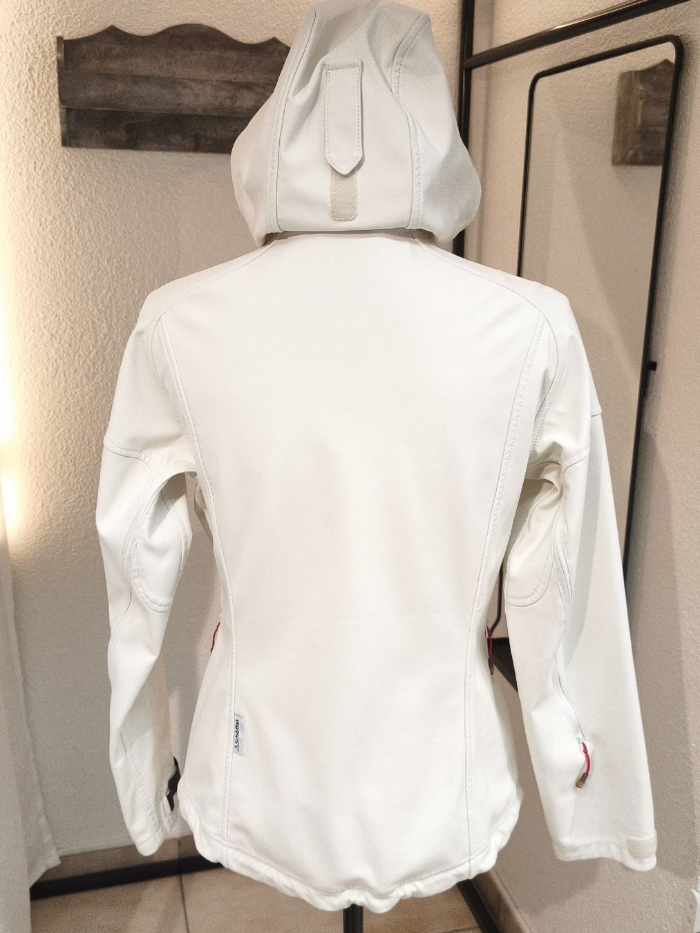 Schoeffel Jacken: Schöffel Softshell Jacke Windstopper weiss Grösse 36 – Neu (gemäss Beschreibung) aus Emmetten von SecondhandSiska 2