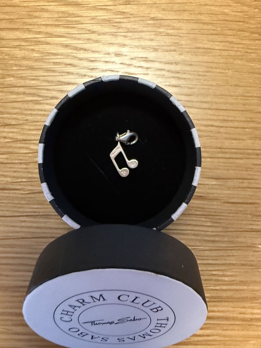Thomas Sabo Ciondoli: Thomas Sabo Musiknote mit Steine Charm – Usato da St. Gallen venduto da lau_5ffy 1