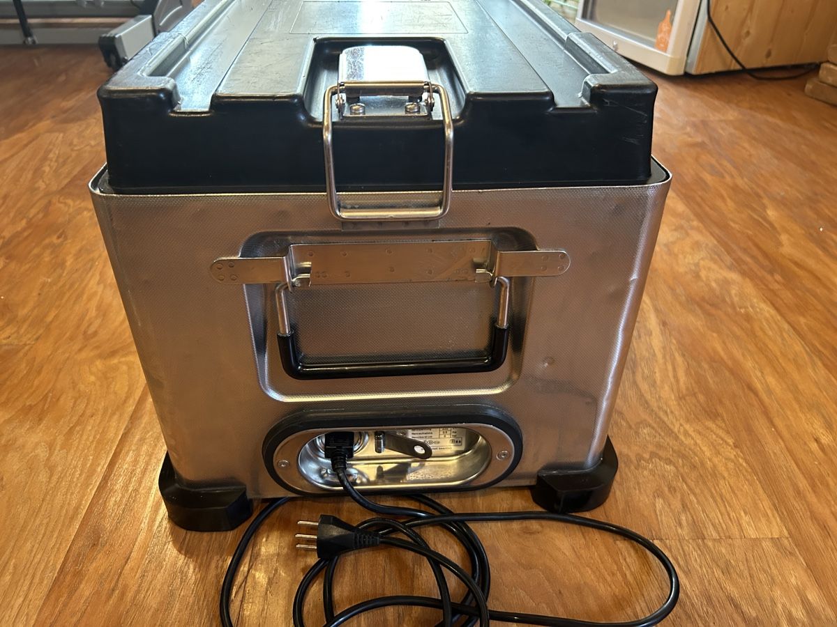 Cucine complete: Thermoport / Bain-marie BLANCO électrique professionnel – Usato da Froideville venduto da Titlo