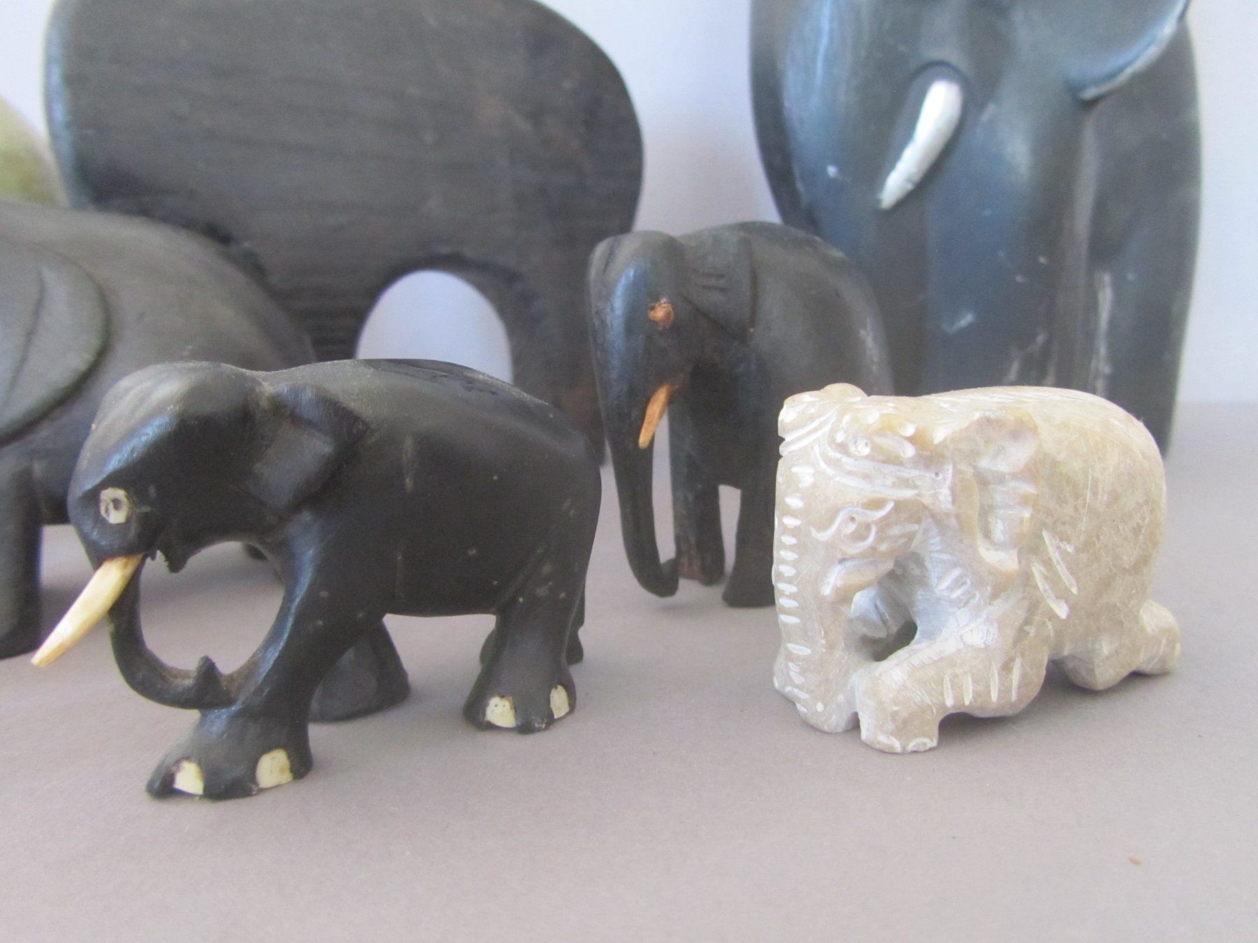 Statuette: Elefanten-Sammlung: 12 Exotische Glücksbringer – Usato da Seengen venduto da mikelele 3