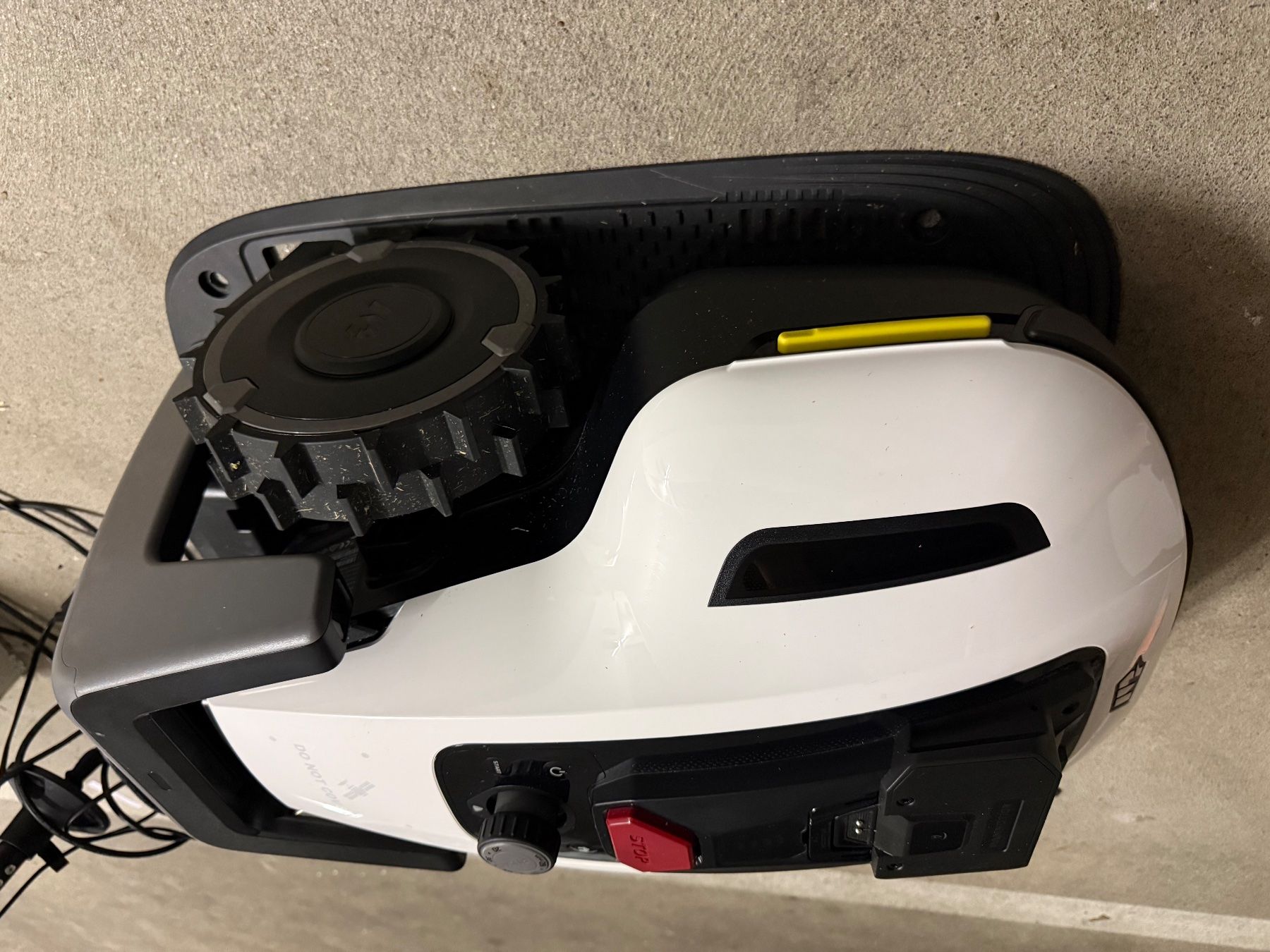 Mammotion Tagliaerba: Mammotion Rasenroboter Yuka Mini 600 – Usato da Hünenberg venduto da gipsy2308 6