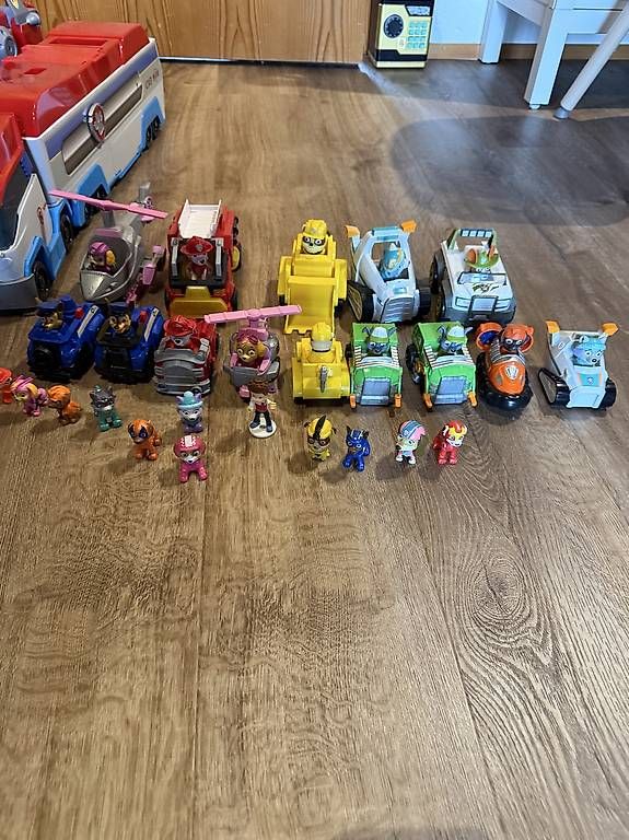 Giocattoli: Paw Patrol Set – Usato da Hirzel venduto da Manuelaroth 2