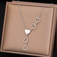 Edelstahl Halskette mit kleinen Herzchen Anhänger in SILBER