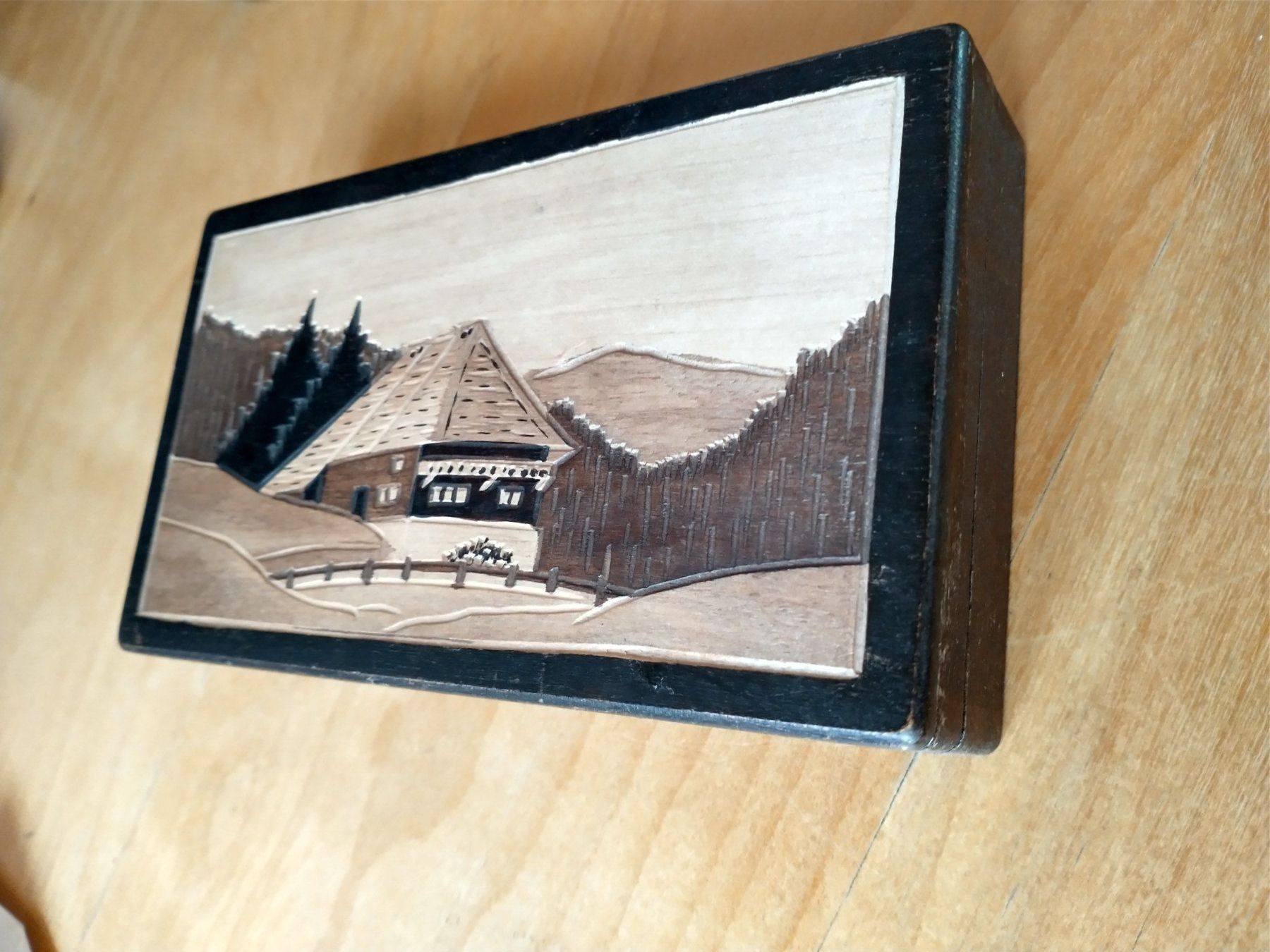 Portagioie: Holzkassette/Schatulle, Bergchalet – Usato da Löhningen venduto da Chimae67 7