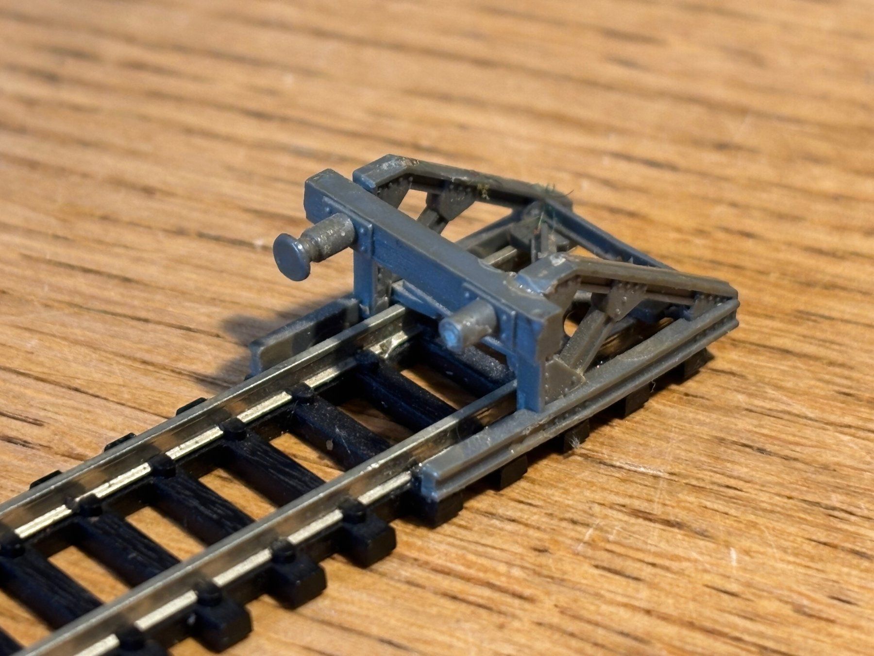 Modellini di ferrovie: S0212 Mängel: Minitrix Prellbock (Spur N) – Usato da Birsfelden venduto da Birs_25 2