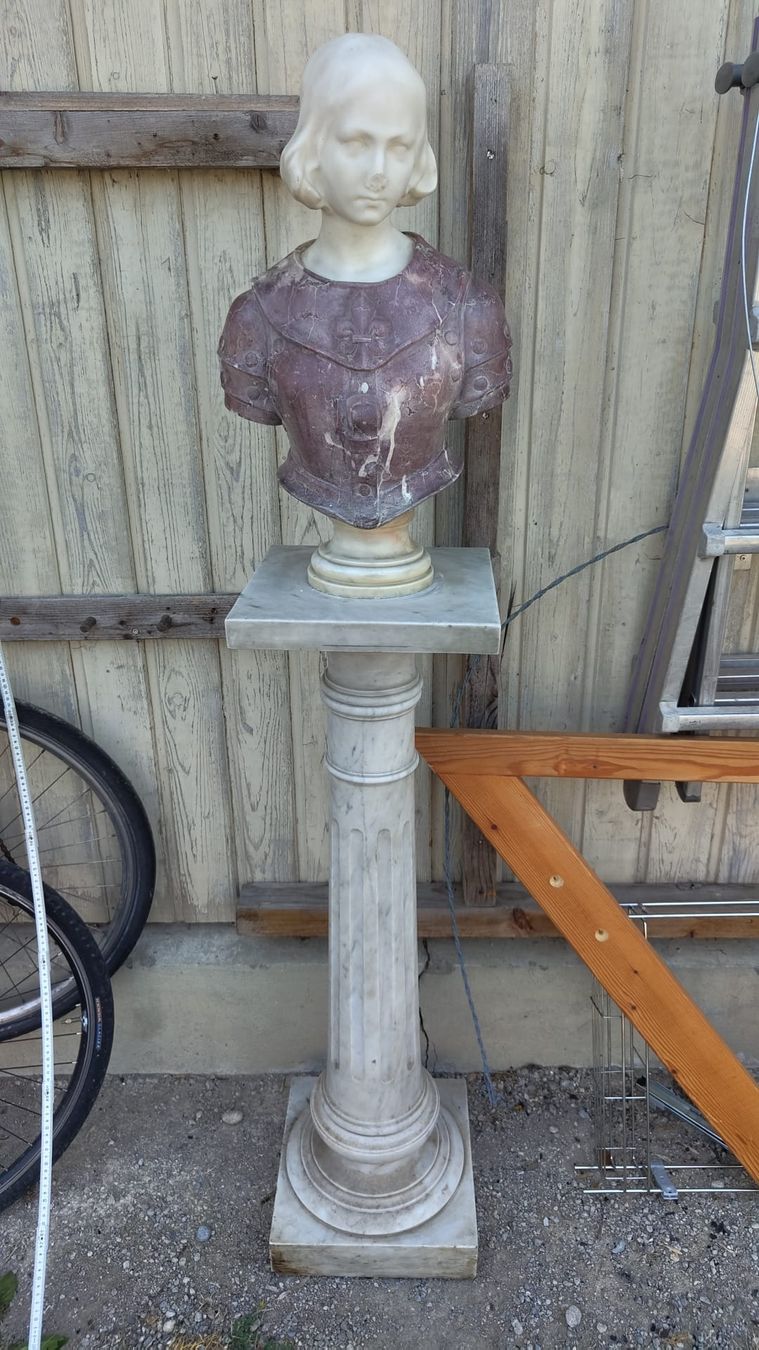 Sculture & Statue: Büste mit Sockel Marmor signiert 1911 – Usato da Oey venduto da Parkplatzbrocki