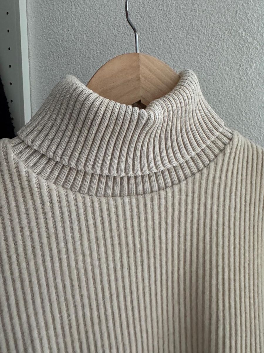 Maglioni & Felpe: Beige Pullunder mit Rollkragen grösse S – Usato da Zofingen venduto da ismail01a 2