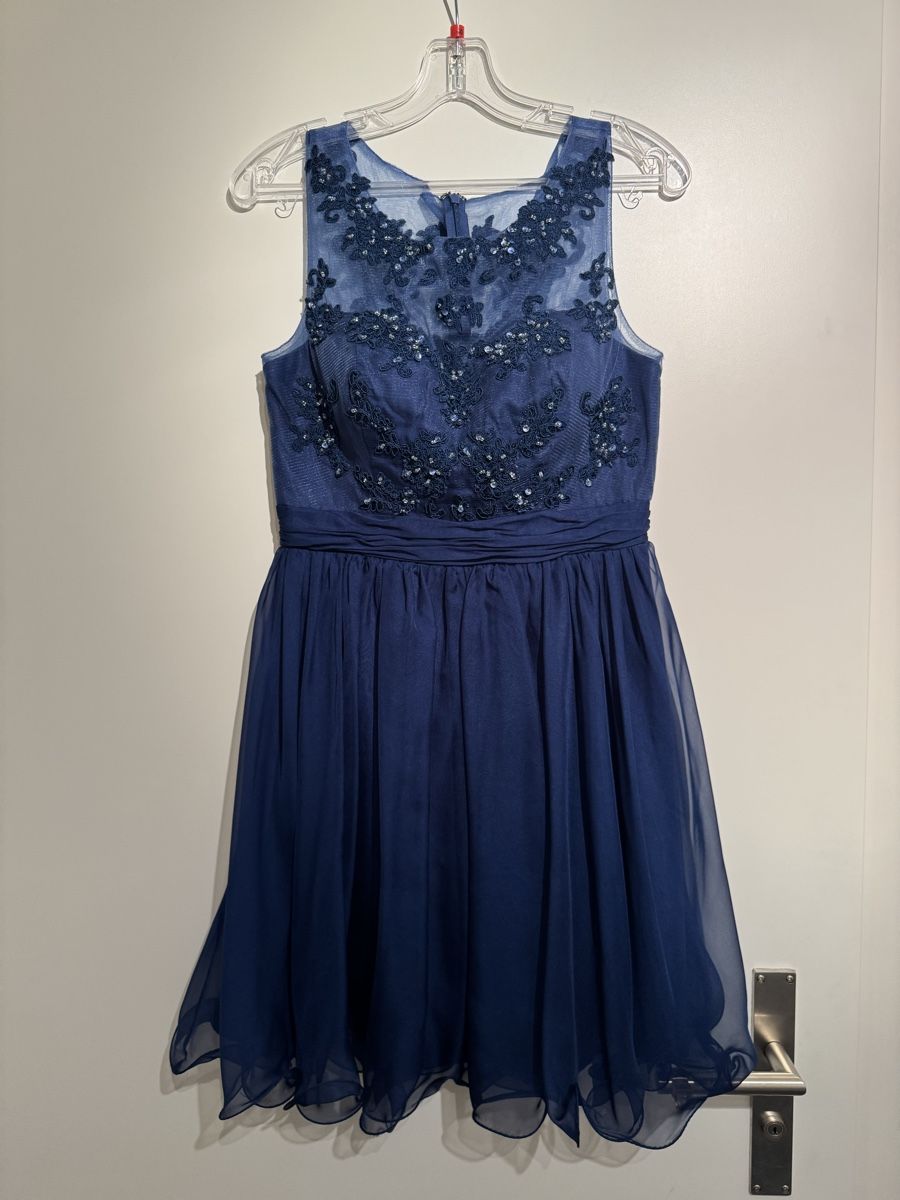 Vestiti: Dunkelblaues Ballkleid – Usato da Obfelden venduto da andrinamariaa