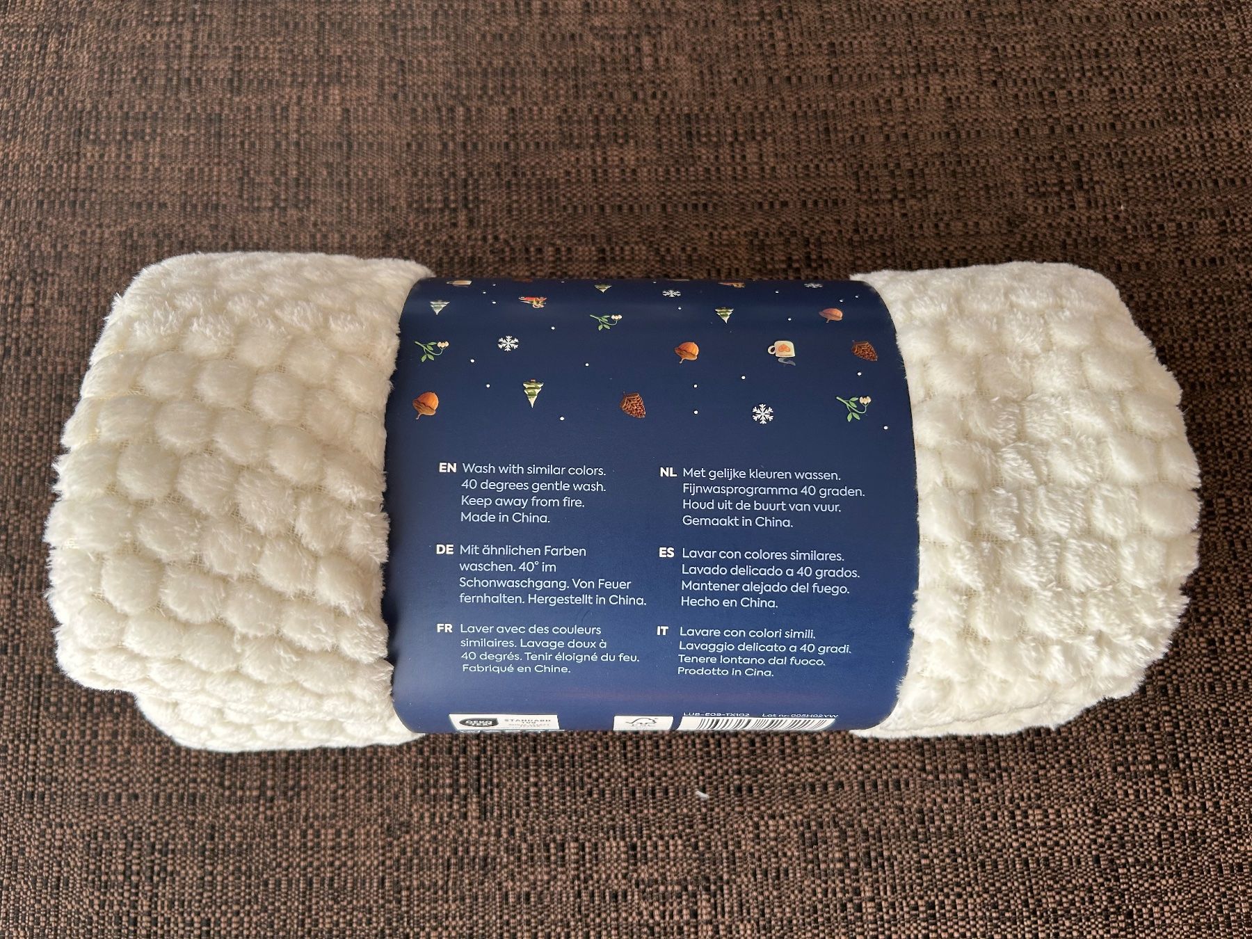 Coop Coperte: Kuscheldecke "Coop Magischer Winter" – Nuovo e nell'imballaggio originale da Zürich venduto da AustinSxsw 2
