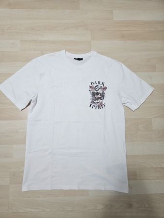 T-Shirt mit sehr schönes Muster, NEU