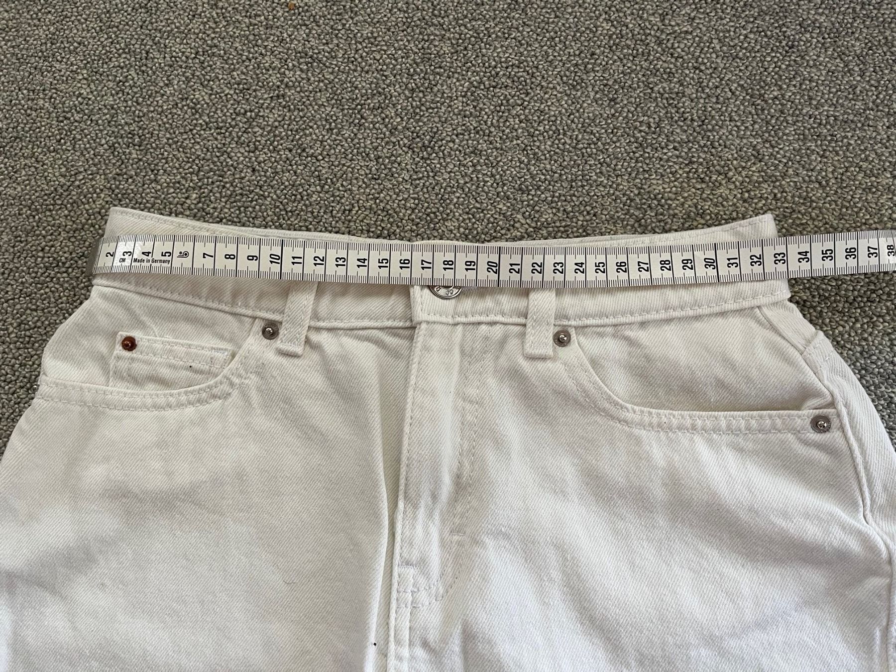 Pantalons: Shorts oder kurze Rock Gr 34 – Neuf (Voir description) à Rekingen AG par nederland1 1