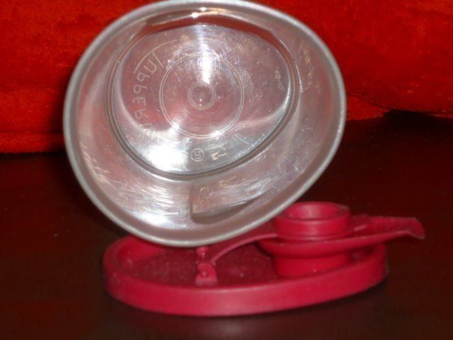 Tupperware Contenitori & Simili: TUPPERWARE  FÜR ÖL, ESSIG ... – Usato da St.Gallen venduto da Anso 1