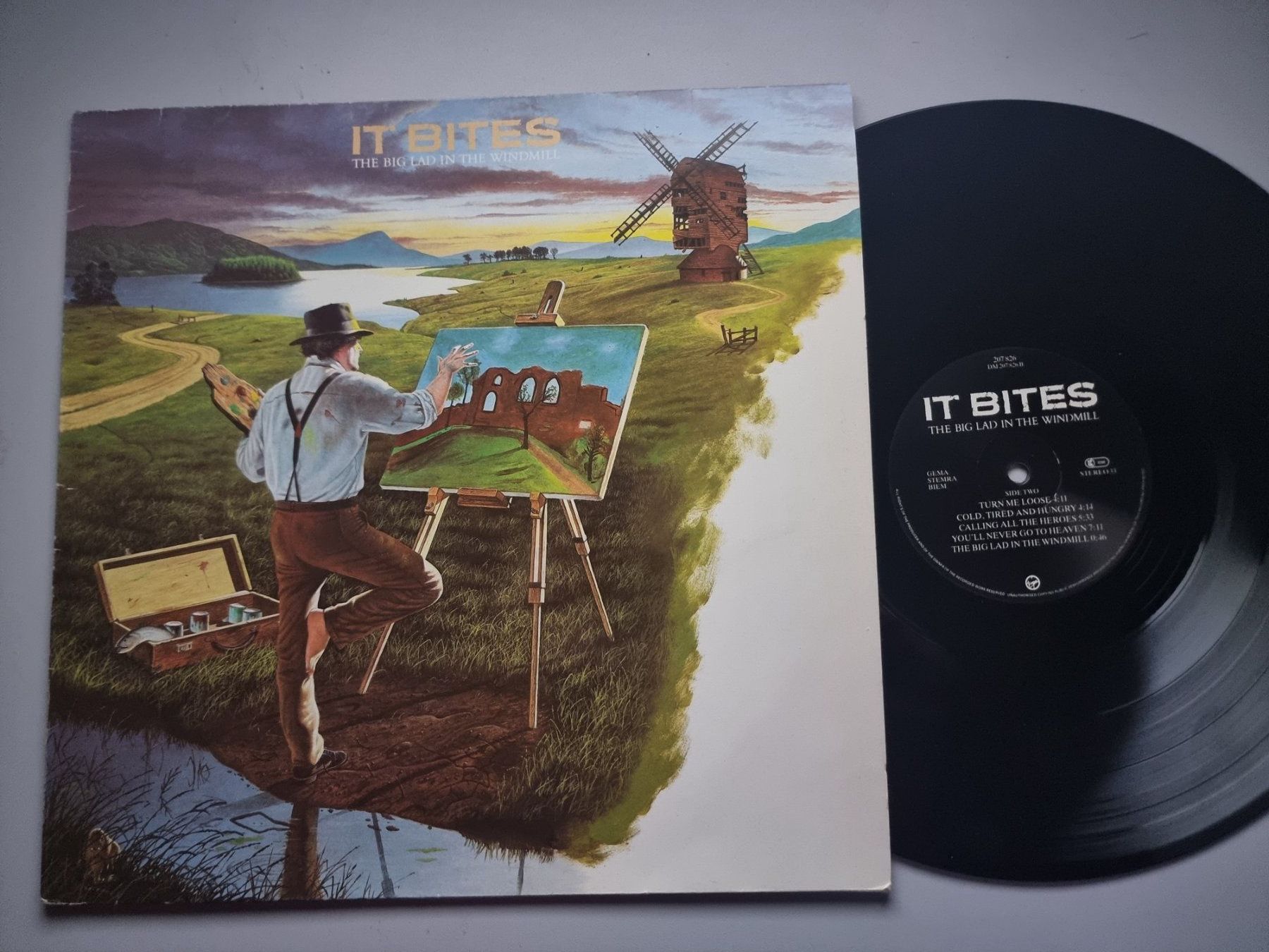 Dischi in vinile: LP IT BITES - The Big Lad in the Windmill – Usato da Schaffhausen venduto da Kellerrassel