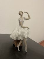 Lladro Porzellanfigur „Weary Ballerina" (Nr. 5275)