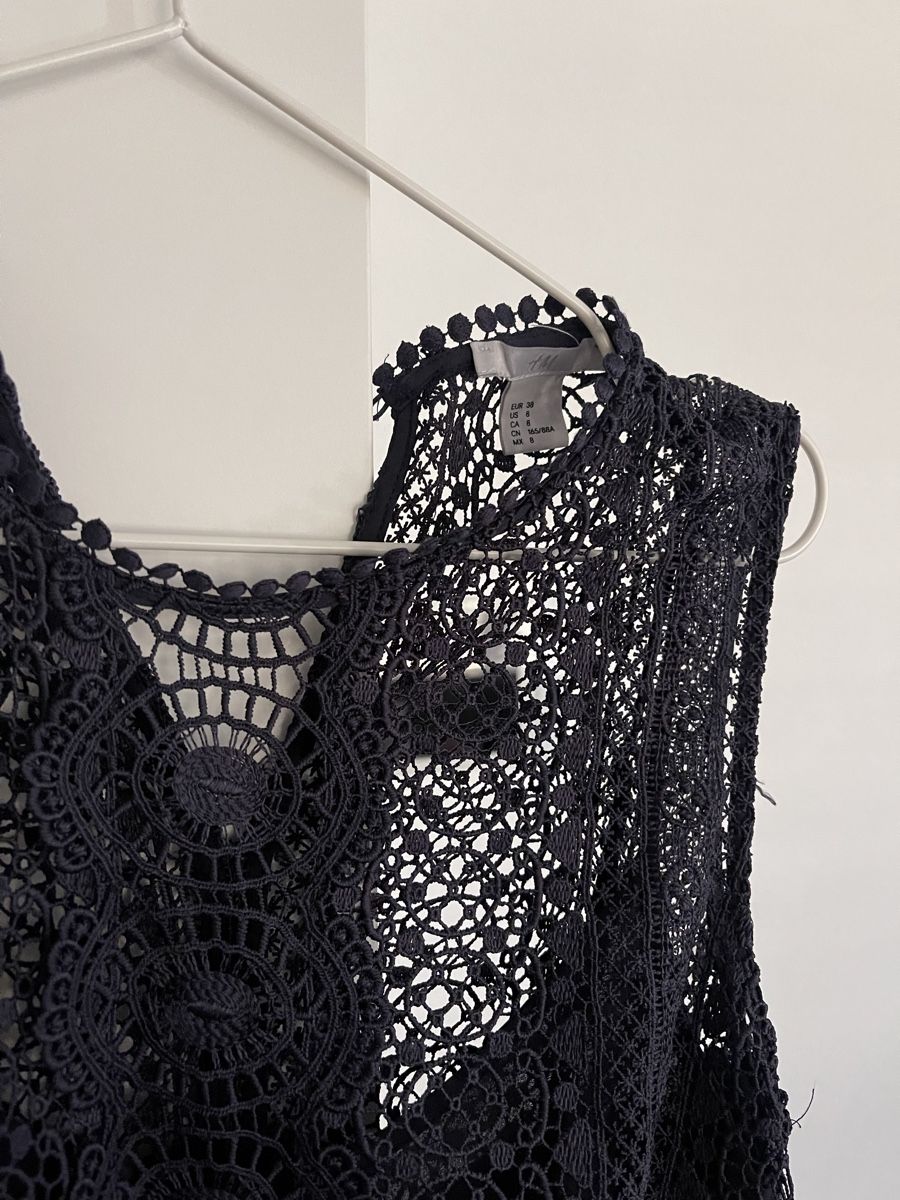 H&M Robes: Kleid mit Häckeldetails – D'occasion à Zürich par mel_87ct 1