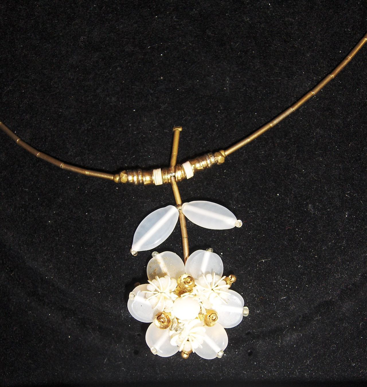 Langani Catenine: Langani Kette Blume Vintage – Usato da Dübendorf venduto da alracfo