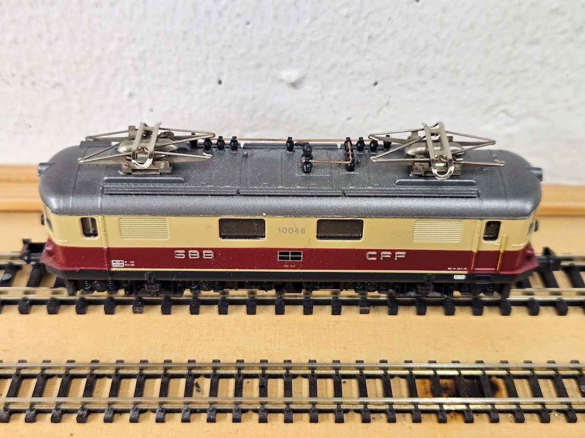 Hobbytrain Modellini di ferrovie: Re 4/4 I Digital spur N – Usato da Gunzgen venduto da luwy 3