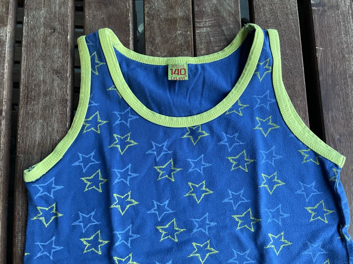 Camicie, T-shirt & Polo: Celavi Unterhemd, Gr. 140, blau mit Sternen – Usato da Bern venduto da brup 2