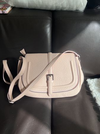 Schöne Ledertasche rosa