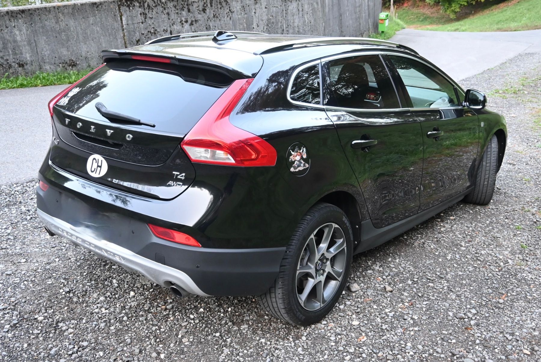Volvo Autos: Volvo V40  CC  T4  AWD – Gebraucht aus Sachseln von Eroh 3