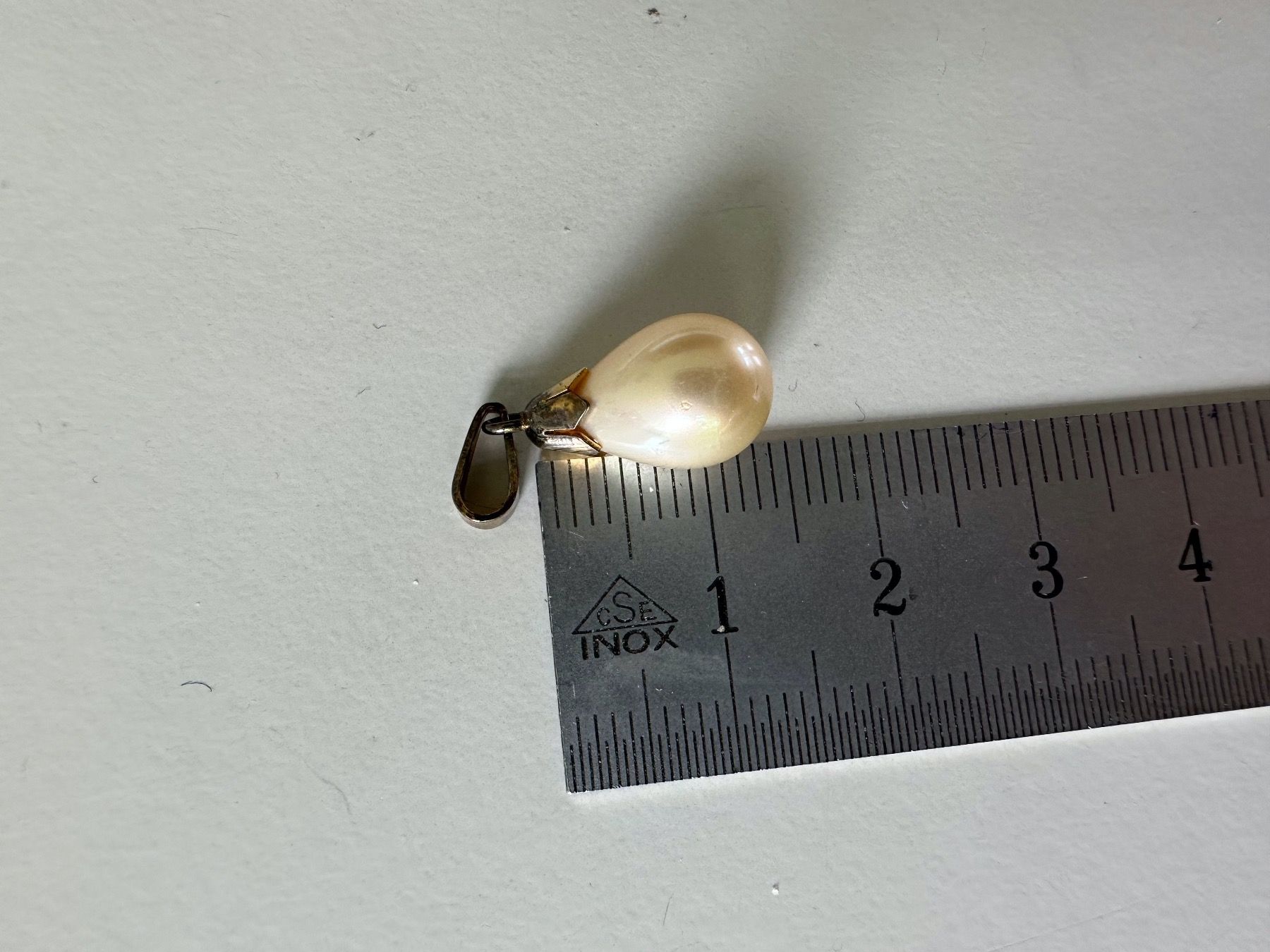 Perle (finte): Anhänger Zuchtperle – Usato da Münsingen venduto da Sternsaphir64