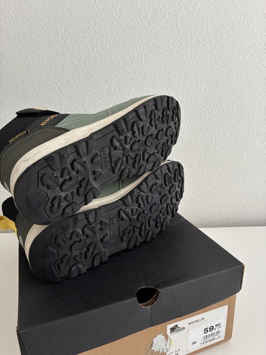Scarpe per ragazzi: 46 Nord Winterschuhe Gr. 36 – Usato da Goldach venduto da Sparx3 2