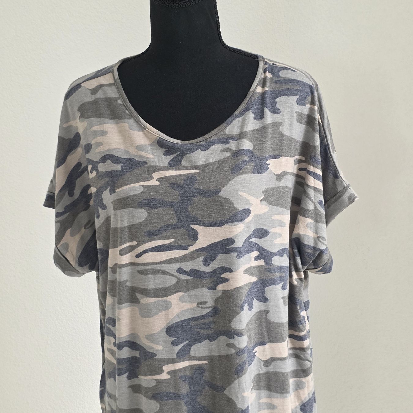 Vestiti: Schönes Tarnmuster Kleid XXL. – Nuovo (secondo la descrizione) da Rheinsulz venduto da Gilea 1