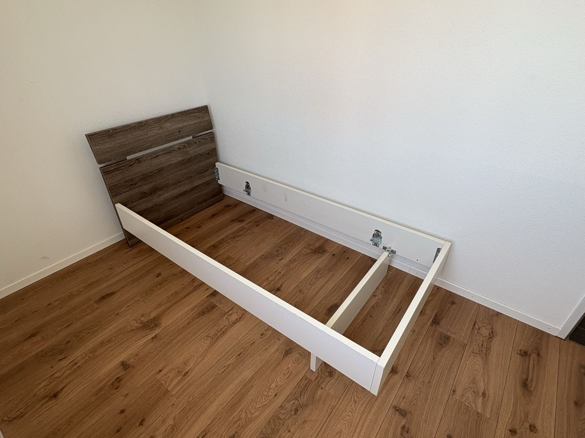 Letti: Bettgestell 90 x 200 – Usato da Winterthur venduto da jajaegal 3