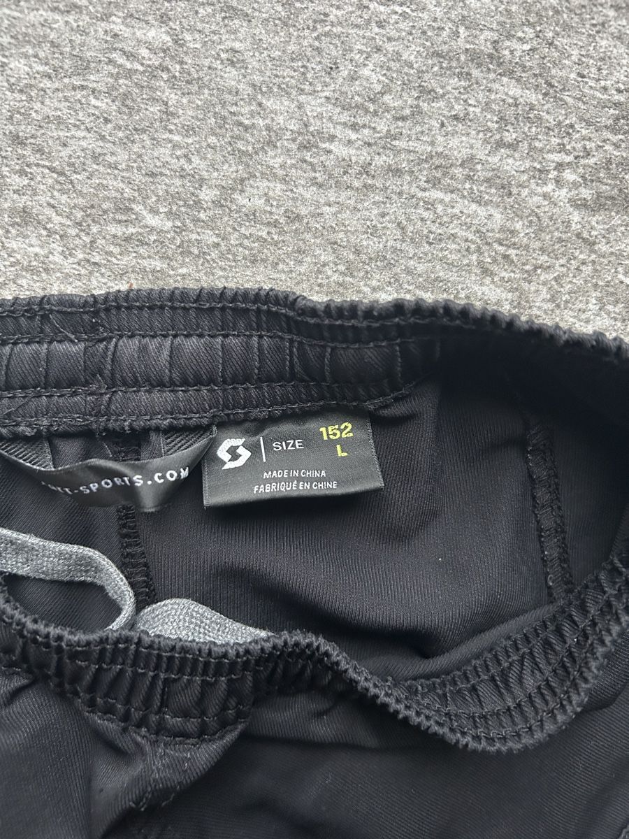 Scott Pantalons: SCOTT Shorts  – D'occasion à Oberurnen par Berghexe 2